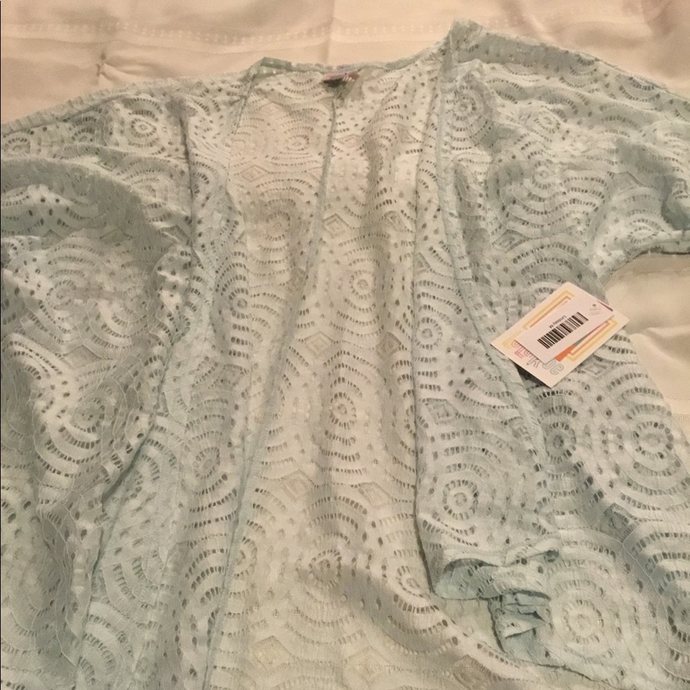 Lularoe lace Lindsay Kimono